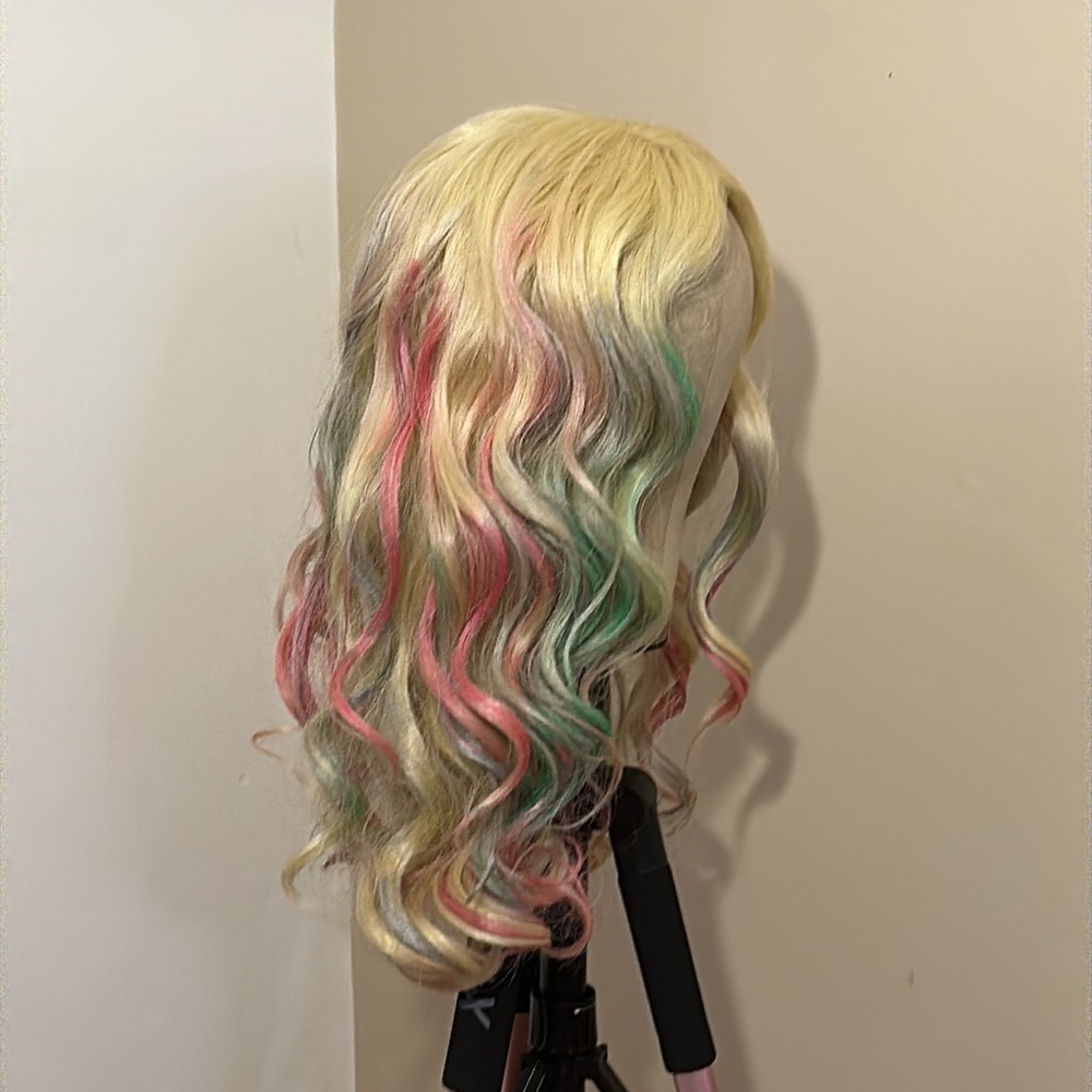 Synthetic long wavy muilt color wig - Picture 4 of 6